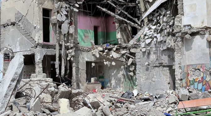 امریکا کا ایرانی سکول پر حملہ جنگی قوانین کی خلاف ورزی ہے: ڈائریکٹر ہیومن رائٹس واچ