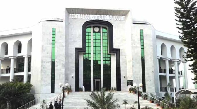 مسلمان مرد شرعی طور پر اہلِ کتاب خواتین کے ساتھ نکاح کر سکتے ہیں: وفاقی آئینی عدالت کا فیصلہ