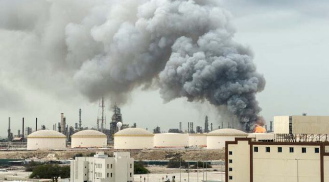 ایران کے شمالی اسرائیل اور بحرین کی آئل ریفائنری پرحملے
