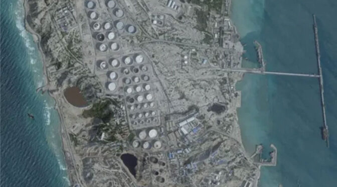 خارگ پر حملہ، متحدہ عرب امارات میں امریکی ٹھکانے اب جائز اہداف ہیں: پاسداران انقلاب