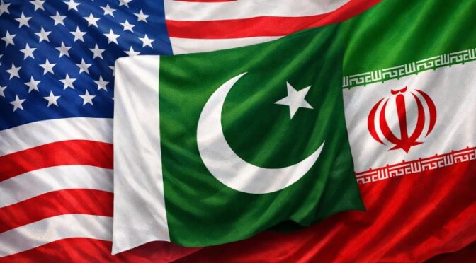 پاکستان کی امریکا ایران مذاکرات میں ثالثی کی تصدیق، بالواسطہ بات چیت جاری ہے: اسحاق ڈار