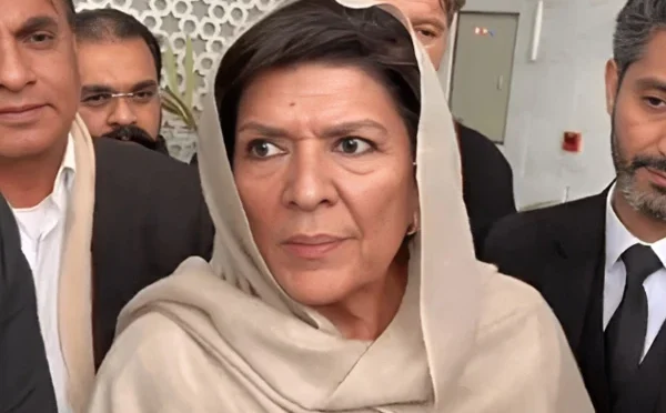 ان کا خیال ہے ہم عمران خان کو بھول جائیں گے مگر پورا ملک ان کا انتظار کررہا ہے، علیمہ خان