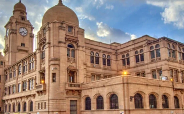 نالے میں گرنے سے خاتون اور بچے کی ہلاکت: ہرجانہ ادا نہ کرنے پر کے ایم سی اور ٹاؤن کو شوکاز جاری