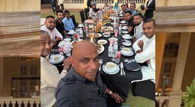 جےسوریا روزہ دار بن گئے