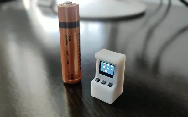 دنیا کی سب سے چھوٹی آرکیڈ مشین