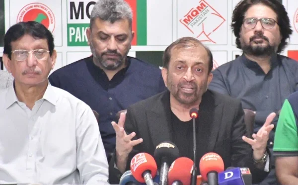 گورنری کا آئینی عہدہ ایم کیو ایم کا حق ، جس سے محروم کیا جا رہا ہے، فاروق ستار