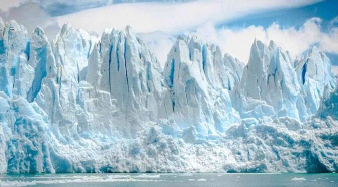 خیبر پختونخوا میں گلیشیائی جھیلوں کے پھٹنے کا خدشہ، 5اضلاع کو الرٹ جاری