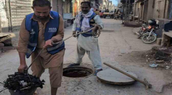 پنجاب میں ڈرینز اور نالوں کی صفائی کیلئے جامع پلان تشکیل