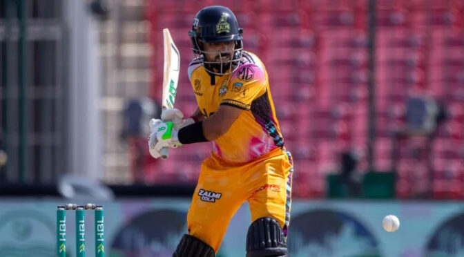 بابر اعظم پی ایس ایل میں 4 ہزار رنز بنانے والے پہلے بیٹر بن گئے