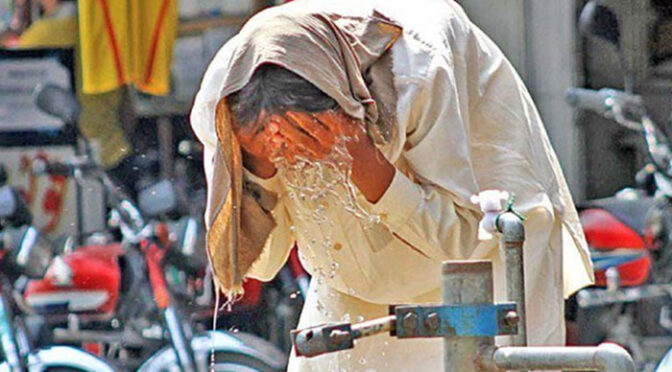 کراچی میں آئندہ تین روز موسم گرم رہنے کی پیشگوئی