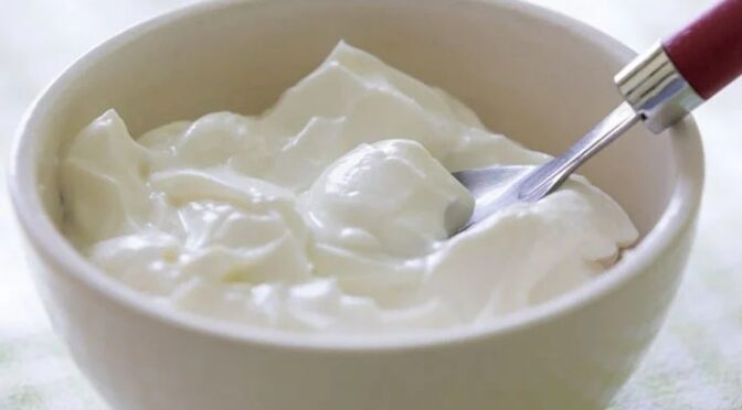 روزانہ دہی کھانے کا یہ فائدہ آپ کو ضرور پسند آئے گا