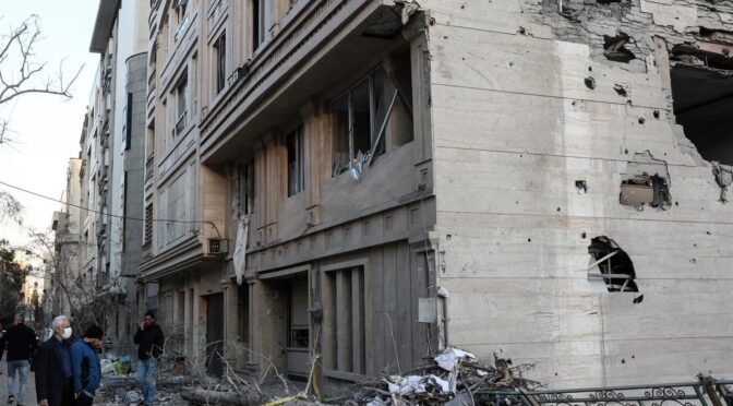 ریاض میں امریکی سفارتخانہ تباہی کا شکار؟ اصل نقصان سامنے آتے ہی امریکی دعوے جھوٹے ثابت