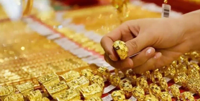 ڈاکو ’’کسٹم اہلکار‘‘ بن کر جیولرز سے 17 کلو سونا لے اُڑے!