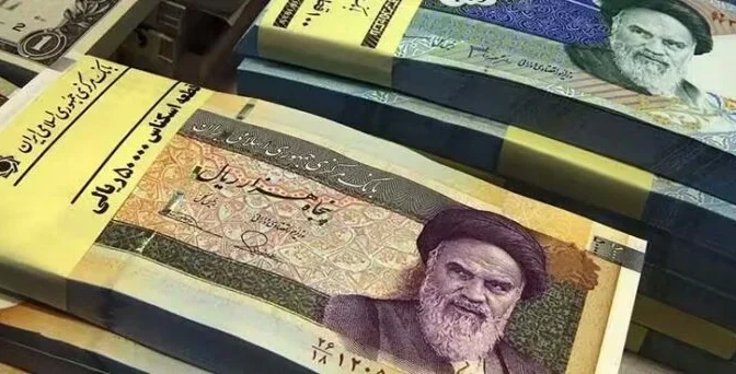 پاکستانی کرنسی کے مقابلے میں ایرانی ریال کی قدر میں اضافہ