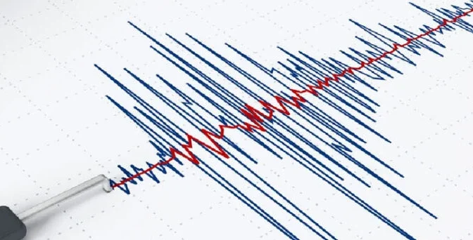جاپان میں 7.4 شدت کا زلزلہ، سونامی وارننگ جاری