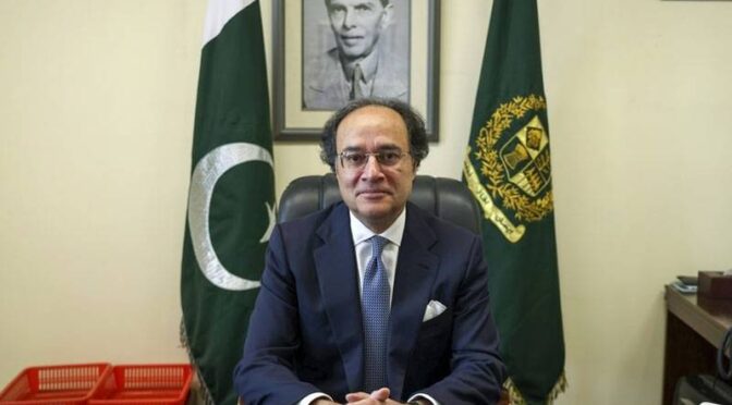 وزیر خزانہ محمد اورنگزیب امریکہ روانہ