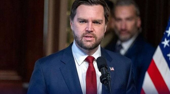 جے ڈی وینس امریکا میں موجود، پاکستان کیلئے روانہ نہیں ہوئے ؛رائٹرز کا دعویٰ