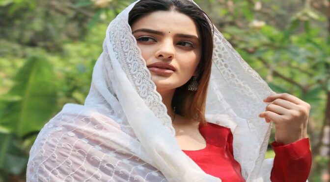 بھارتی اداکارہ دل کا دورہ پڑنے سے چل بسیں