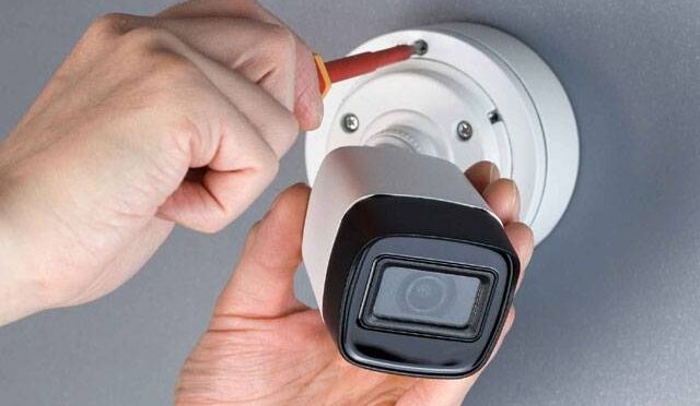 میٹرک پریکٹیکلز میں نقل روکنے کیلئے بڑا اقدام، لیبز میں سی سی ٹی وی نصب کرنے کا فیصلہ