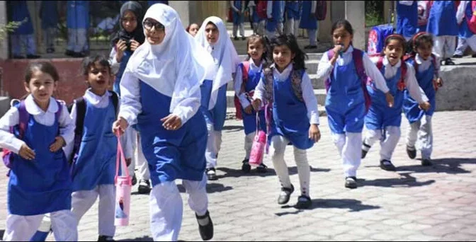 عام تعطیل کے باوجود راولپنڈی میں بیشتر نجی تعلیمی ادارے کھل گئے