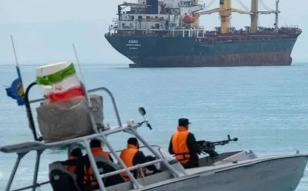 ایران کی امریکا کو نئی پیشکش، آبنائے ہرمز کھولنے کیلئے بڑا فارمولا سامنے آگیا