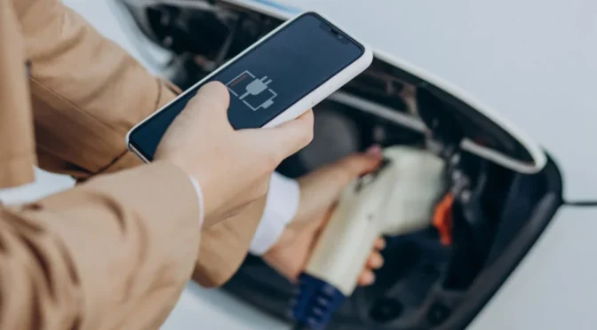 اب چارجنگ کا انتظار ختم، 6 منٹ میں مکمل چارج ہونے والی بیٹری متعارف