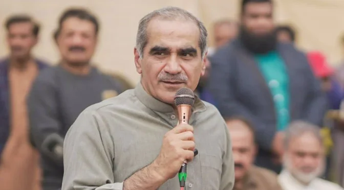پیٹرول کی قیمت نے لوگوں کی چیخیں نکال دیں،  لوگ کیسے گزارا کریں گے؟  خواجہ سعد رفیق