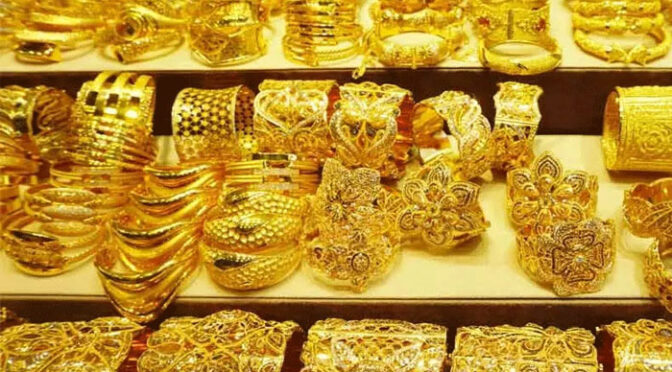 سونا فی تولہ 2700 روپے سستا، نئی قیمت کتنی ہوگئی؟