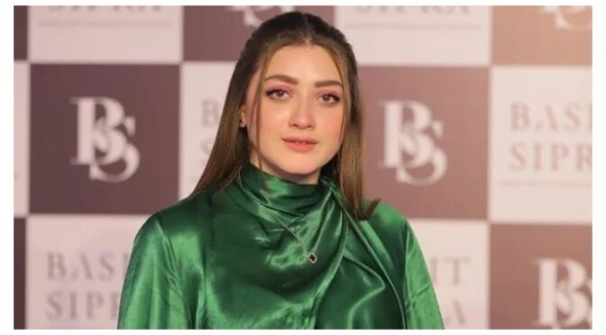 اداکارہ مومنہ اقبال کی شادی کی تاریخ سامنے آگئی