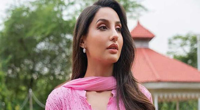 نورا فتیحی نے متنازع گانے پر معافی مانگ لی