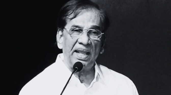 معروف بھارتی فلم میکر نے دریا میں کود کر خودکشی کر لی