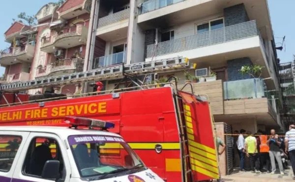 اے سی پھٹنے سے رہائشی عمارت میں آگ لگ گئی، 9 افراد ہلاک