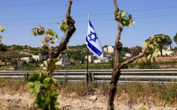 انسانیت سوز واقعہ، اسرائیلی آبادکاروں نے فلسطینی شخص کی لاش زبردستی قبر سے نکال دی