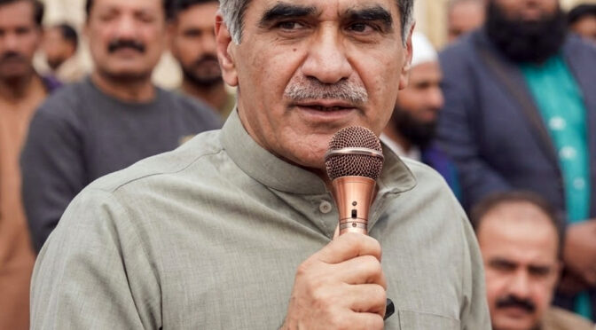 ہمیں کسی سے کوئی بدلہ لینا ہے نا انتقام