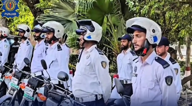 پنجاب میں ٹریفک وارڈنز کا نفسیاتی چیک اپ کروانے کا فیصلہ