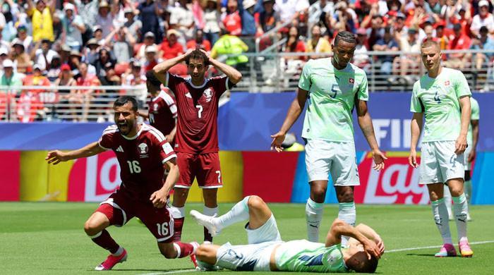 فیفا ورلڈ کپ: سوئٹزر لینڈ اور قطر کے درمیان میچ 1-1 گول سے برابر