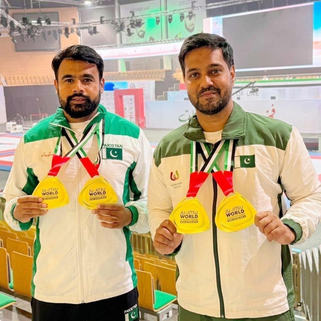 پاکستان نے ورلڈ جوجِتسو چیمپئن شپ میں 2 طلائی اور 1 کانسی کا تمغہ جیت کر تاریخ رقم کر دی