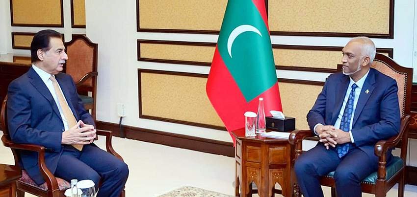 سردار ایاز صادق سے مالدیپ کے صدر ڈاکٹر محمد معیز وکی ملاقات،اہم علاقائی اور عالمی امور پر تبادلہ خیال