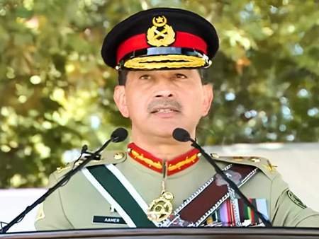 پاک افغان سرحد پر طالبان کا حملہ پاک فوج کی جوابی کاروائی متعدد طالبان ہلاک چیک پوسٹ چھوڑ کر فرار